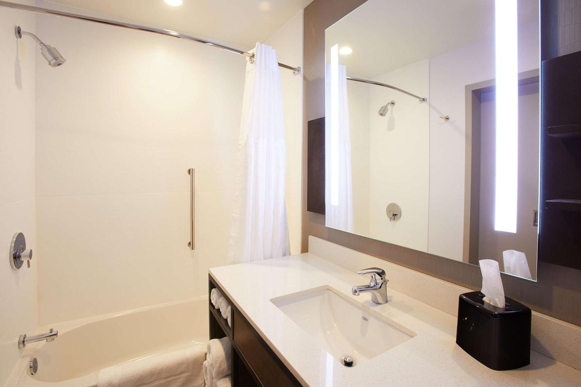 Hilton Garden Inn Elizabethtown Extérieur photo